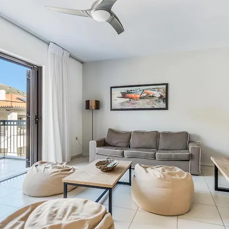 Apartment G.living 365 Agia Efimia