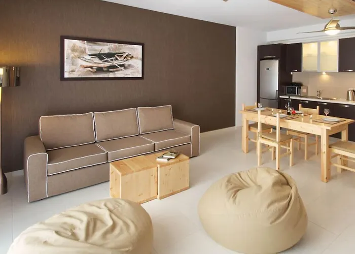 公寓 吉利365公寓酒店 Agia Efimia