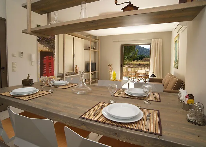 吉利365公寓酒店 *