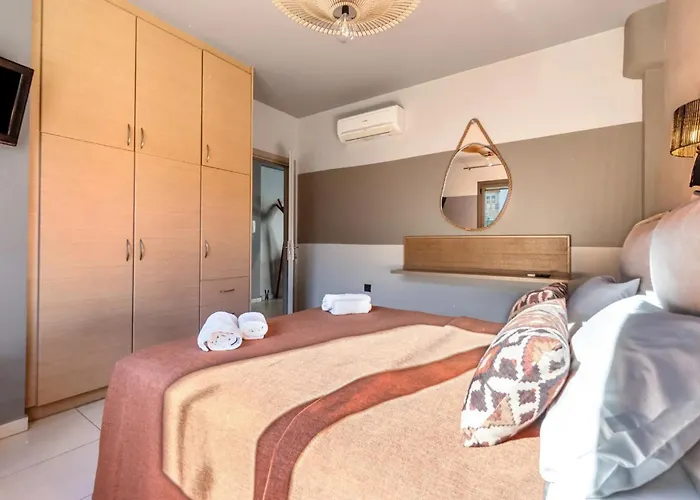 吉利365公寓酒店 *