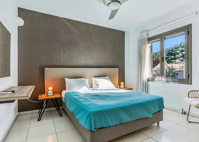 吉利365公寓酒店 Agia Efimia